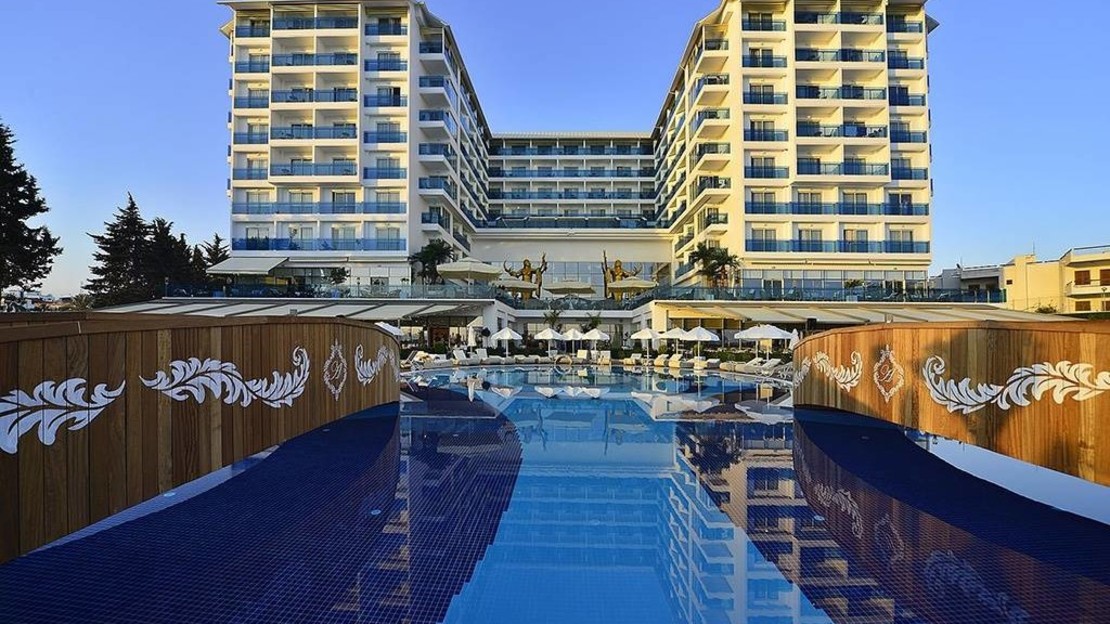 Azura Deluxe Resort & Spa Hotel - Turkey